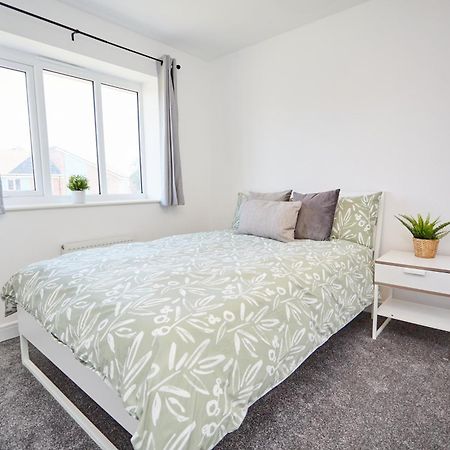 Cosy,Modern And Relaxing 3 Bedroom House With Parking Manchester Buitenkant foto