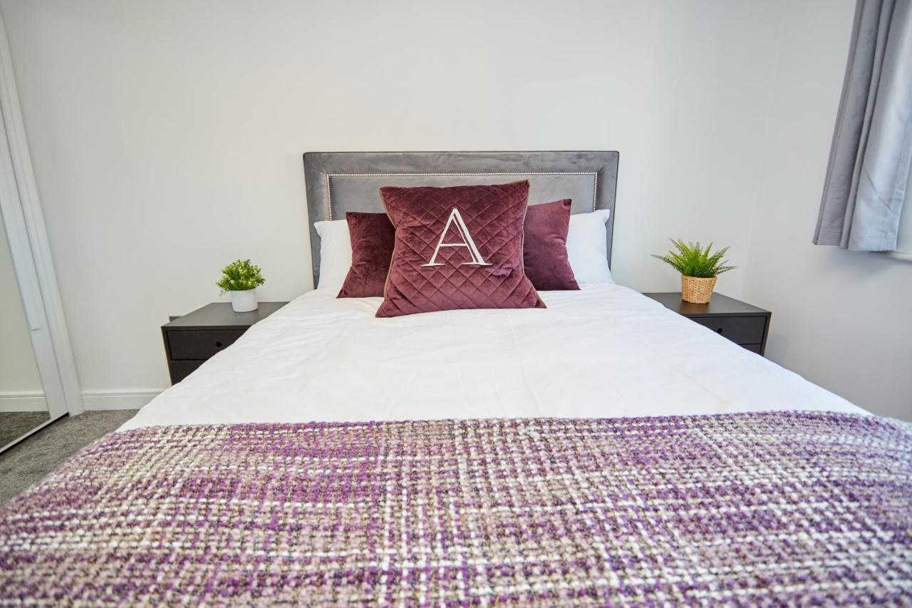 Cosy,Modern And Relaxing 3 Bedroom House With Parking Manchester Buitenkant foto
