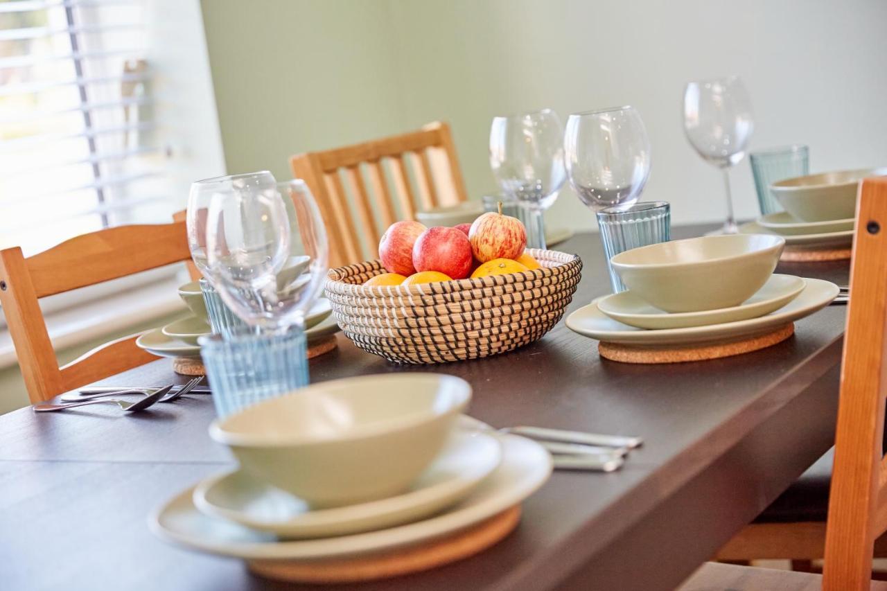 Cosy,Modern And Relaxing 3 Bedroom House With Parking Manchester Buitenkant foto
